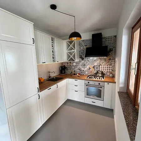 Modernes Robinson In Dobropoljana
